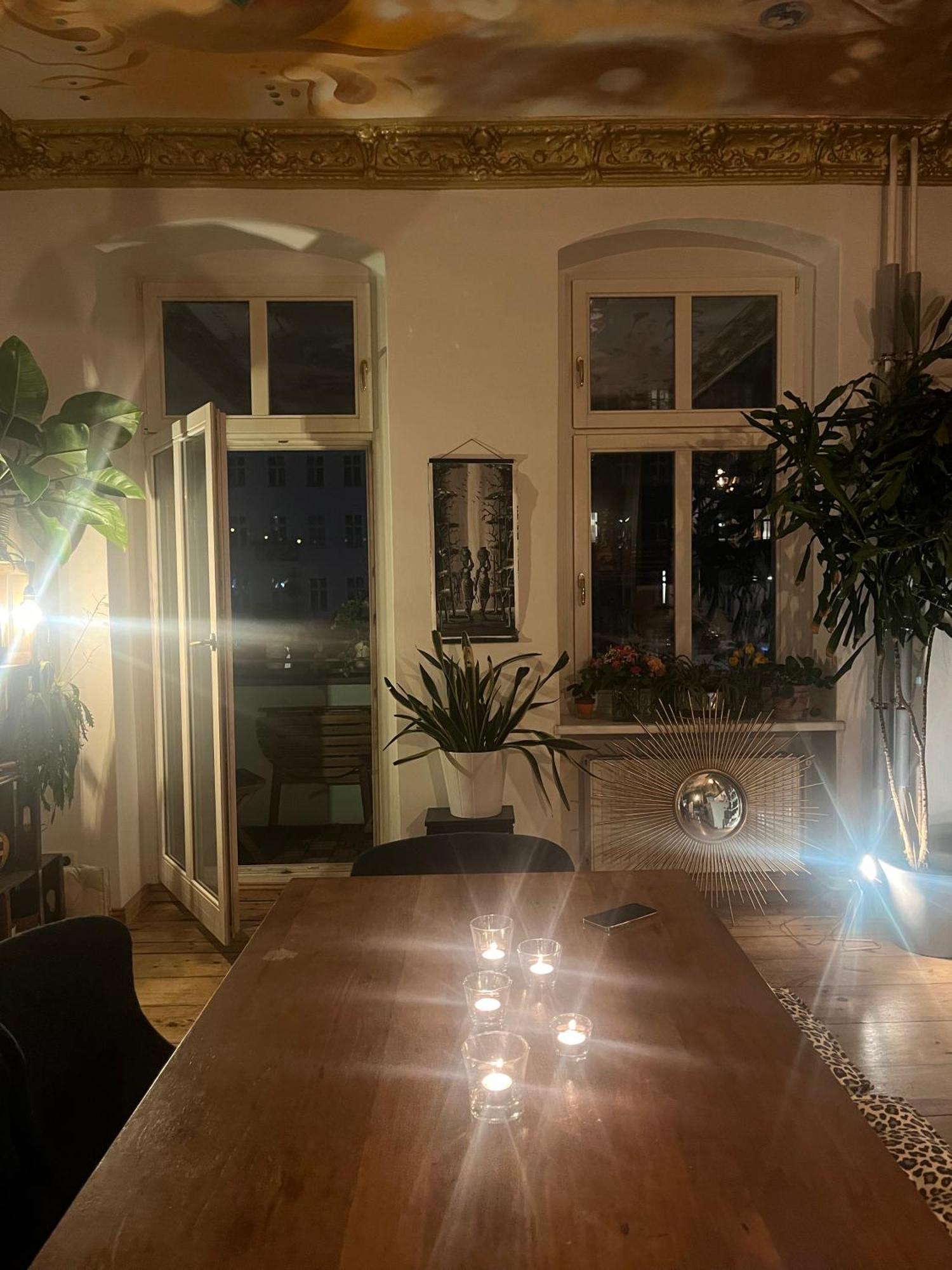 Spirit & Style - Grosszuegige, Helle Altbauwohnung In Bester Prenzlauer Berg Lage * Berlijn